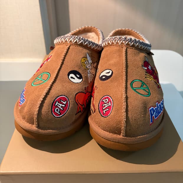 어그 x 팔라스 타스만 체스트넛 US8사이즈(260) 판매합니다.