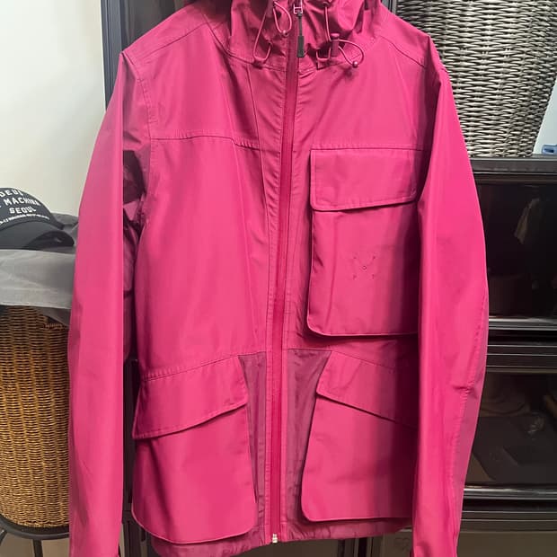 팝트레이딩컴퍼니 아우터 팝매합니다.