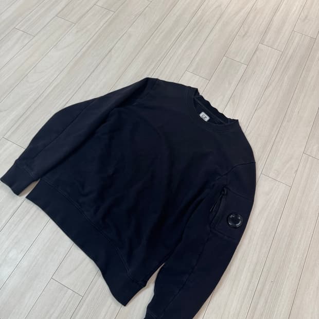 [정품] CP컴퍼니 맨투맨 M