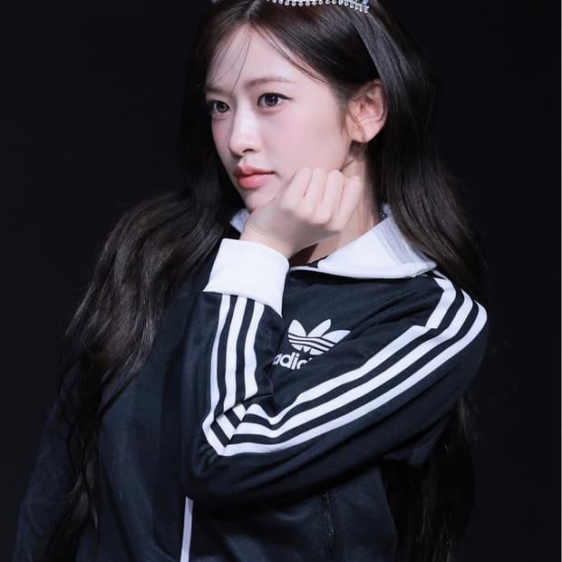 안유진 착용 모델 아디다스 베켄바우어 져지 [L]