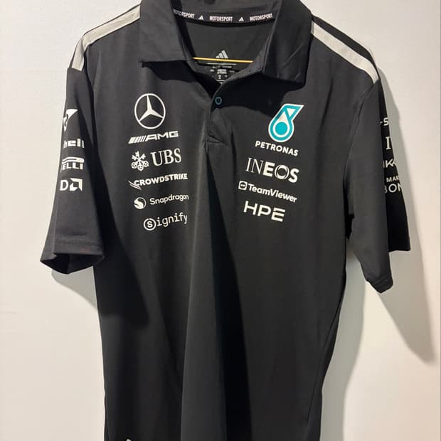 F1 26 메르세데스 드라이버 폴로 셔츠 유니폼