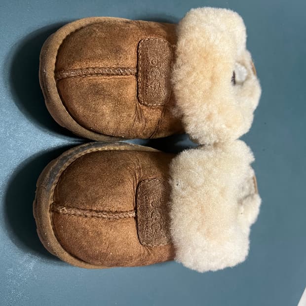 UGG 어그 브라운 털 슬리퍼