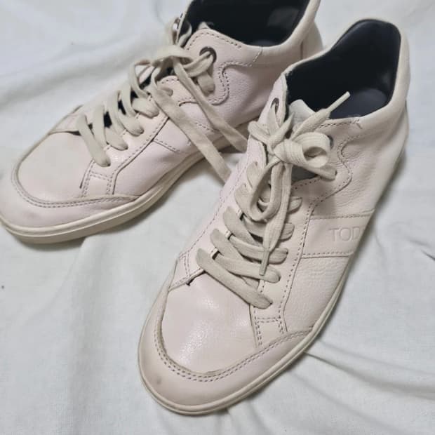 [토즈 TOD’S 연핑크 가죽 스니커즈 35½]