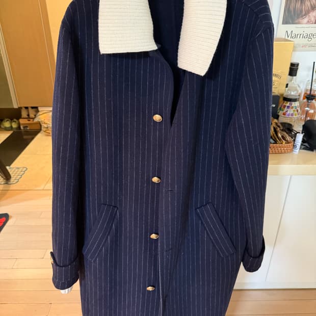 드롤드무슈 코트