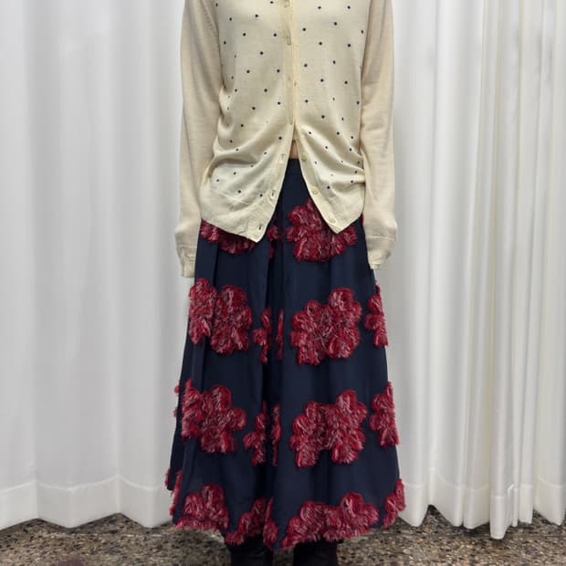 cuff fur flower design skirt