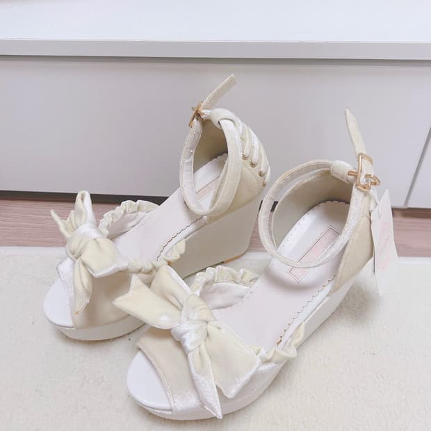 리즈리사 레이스 리본 통굽 화이트 구두 핀터깔 히메갸루 라떼갸루