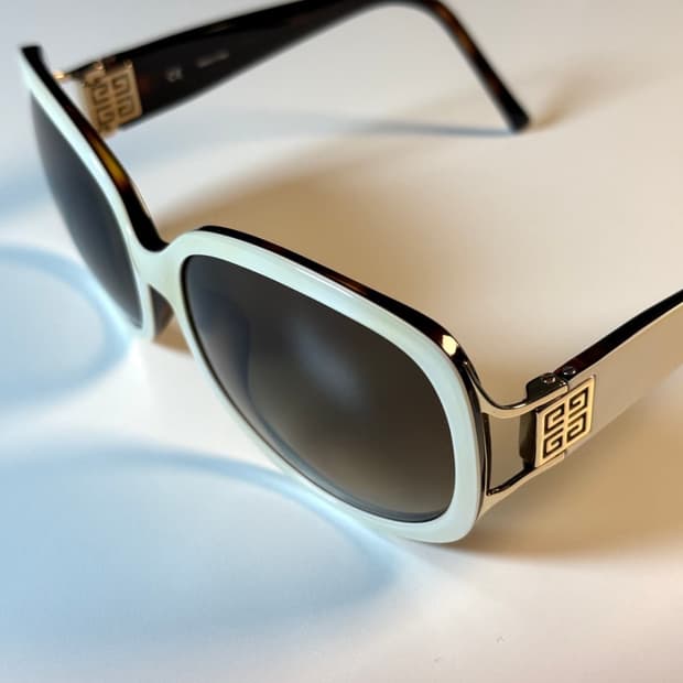 지방시 빈티지선글라스판매 ㅜ ㅜ