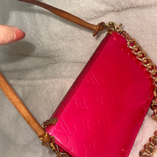 루이비통 핫핑크 모노 그램 숄더백