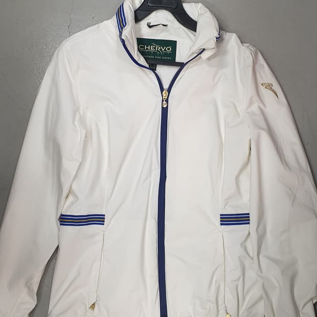 CHERVO 여성 화이트 바람막이 자켓40사이즈