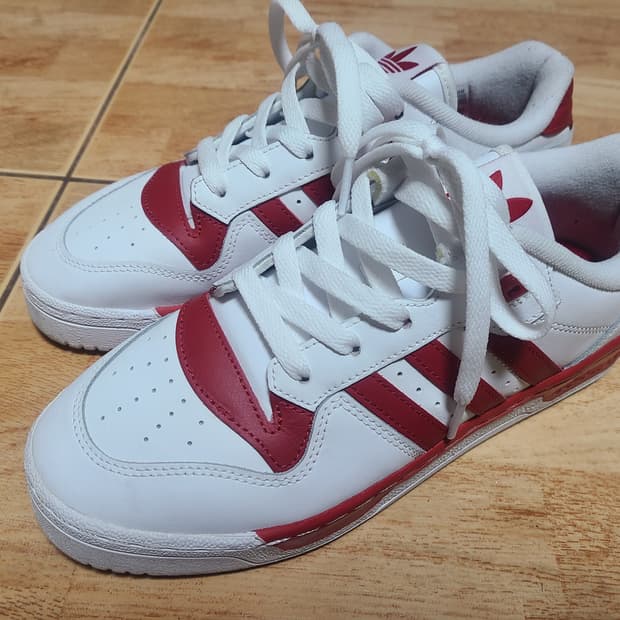 아디다스 라이벌리로우 260