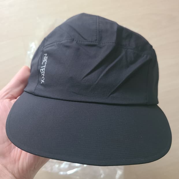 아크테릭스 노반 캡