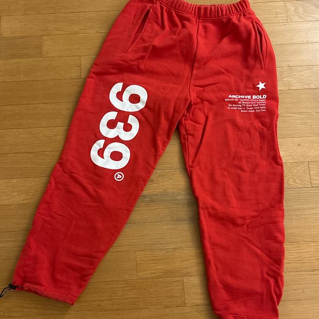 아카이브볼드 939 레드 트레이닝 팬츠 M