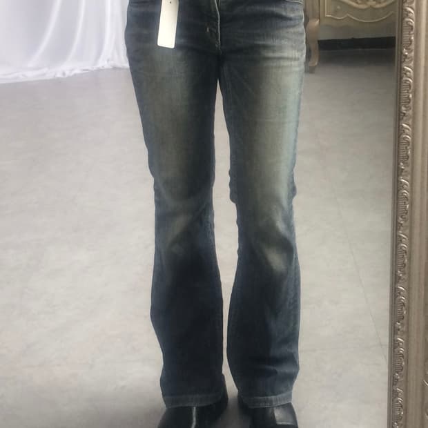 Washing denim pants