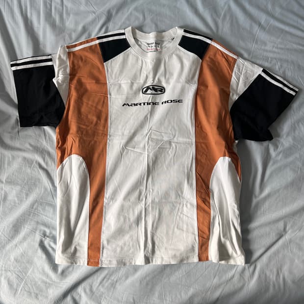 마틴로즈 패널 반팔