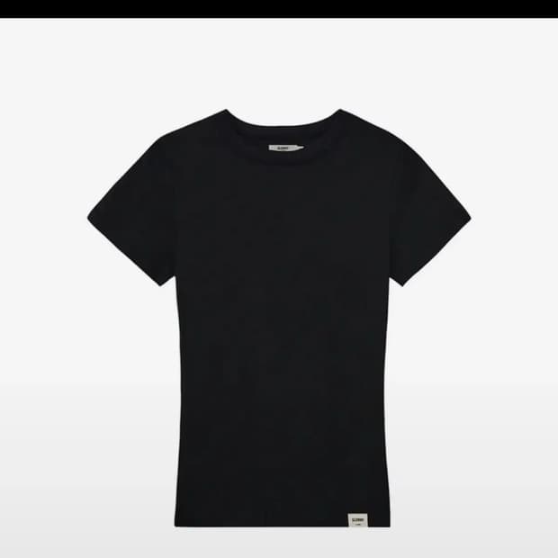 [새상품] 글로니 클래식 피티드 티셔츠 블랙