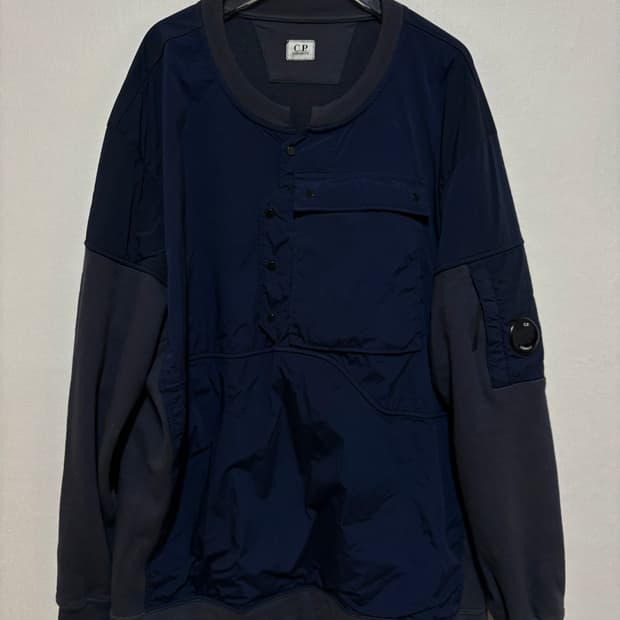 [2XL] C.P COMPANY NYLON METAL CREWNECK