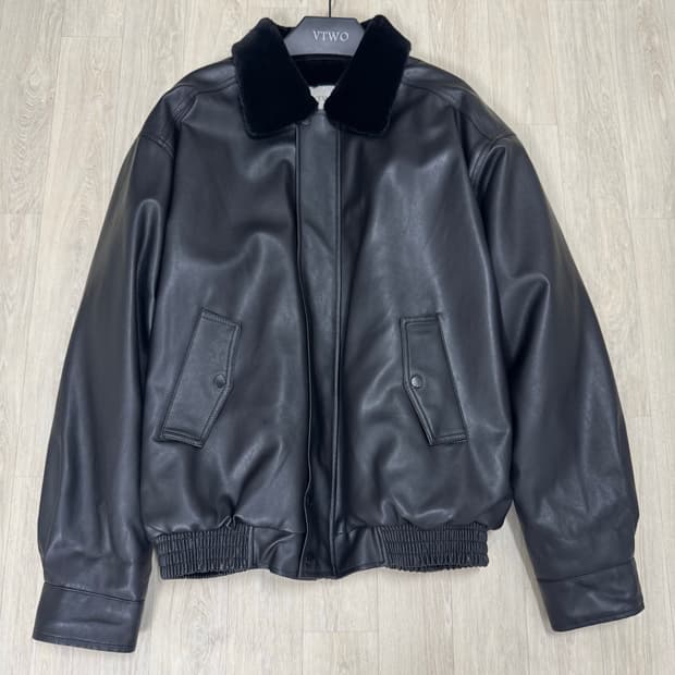 VTWO 가죽 무스탕 자켓