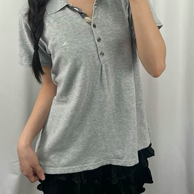 버버리 그레이 반팔 카라티