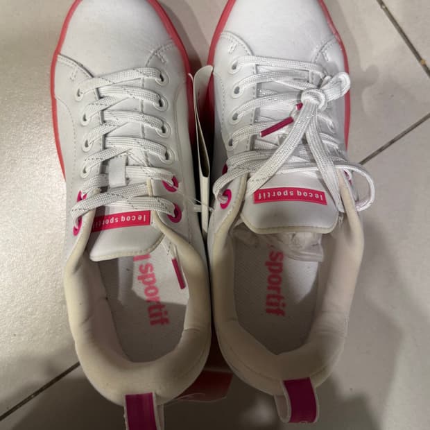 [새상품] 르꼬끄 이브 235 운동화