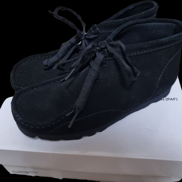 클락스 파프 왈라비bt 블랙