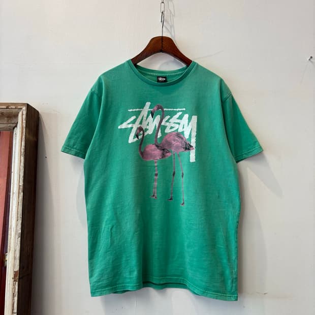 스투시 티