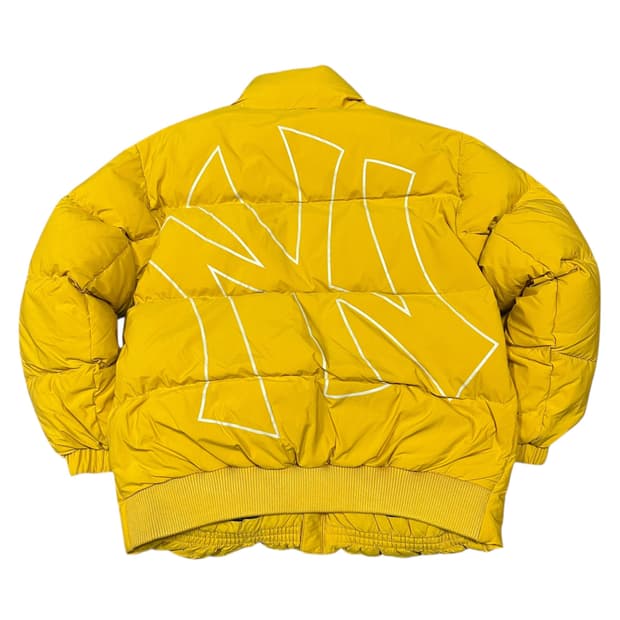 ✨ (바배) MLB 뉴욕양키즈 빅로고 옐로우 덕다운 패딩 
