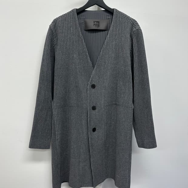 옴므플리세 카라리스 코트