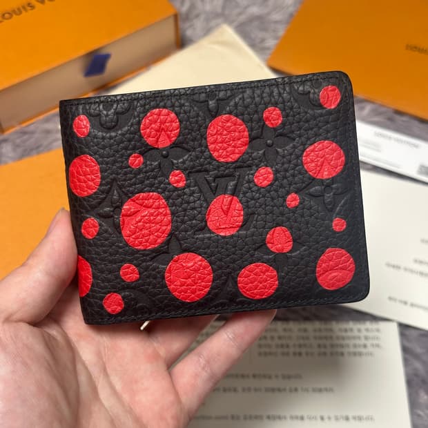 [풀구성] 루이비통 X 쿠사마아요이 이클립스 토뤼옹 슬렌더 월릿 반지갑 