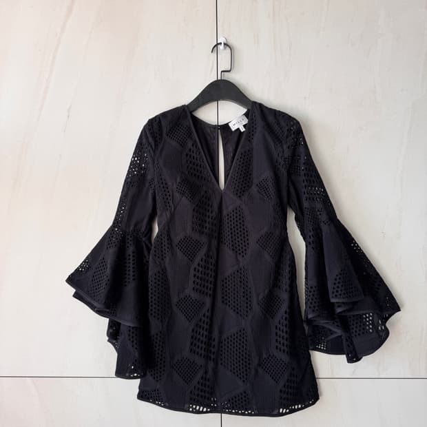 새상품 Milly 블랙 레이스 프릴 블라우스&미니 원피스 Size 2