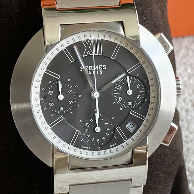 에르메스 노마드 NO1.910 남성용 쿼츠 39mm 펜더 다이얼 크로노