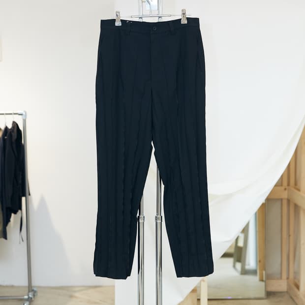 Pleats Trousers