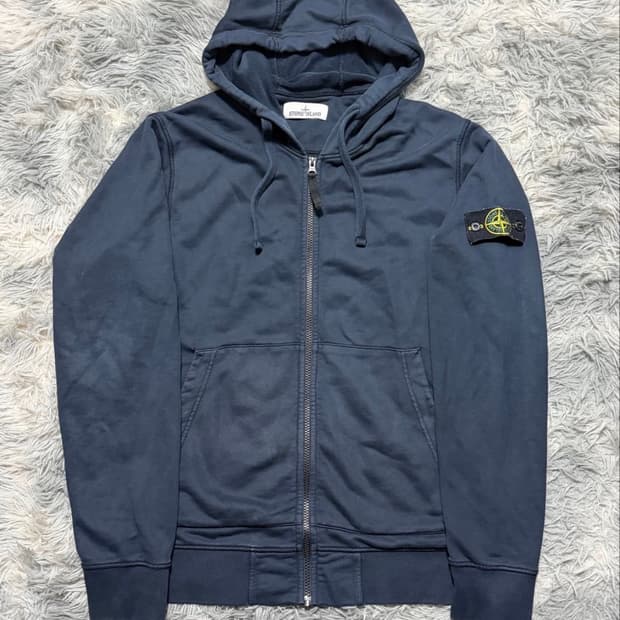 스톤아일랜드 후드집업 {size L}