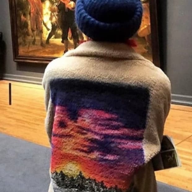 더블렛 남산타워 프린팅 플리스