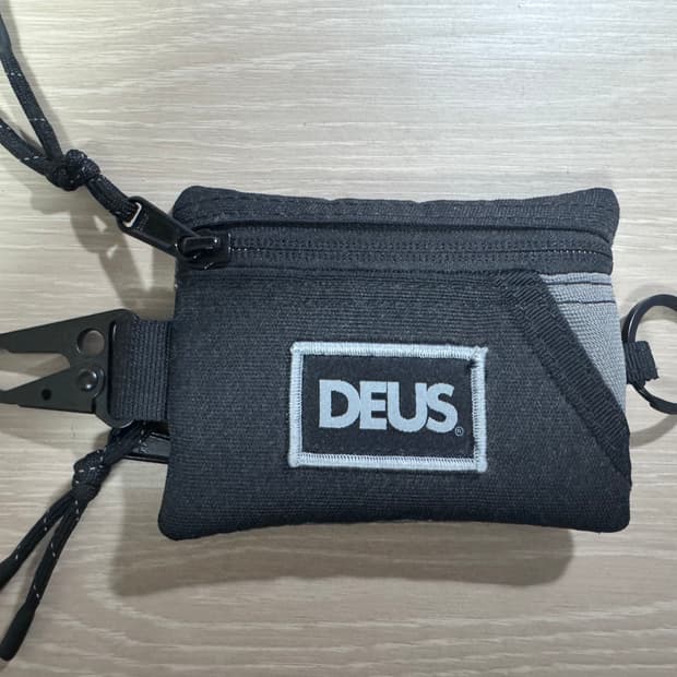 데우스 키링 지갑