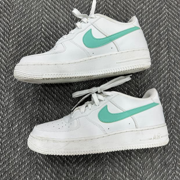 나이키 에어포스1 로우