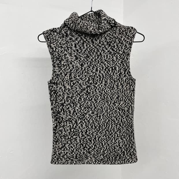 오레오 울 짜임 니트 탑