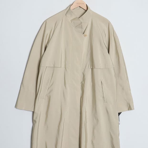 VESTINA Loose-Fit Raglan Coat