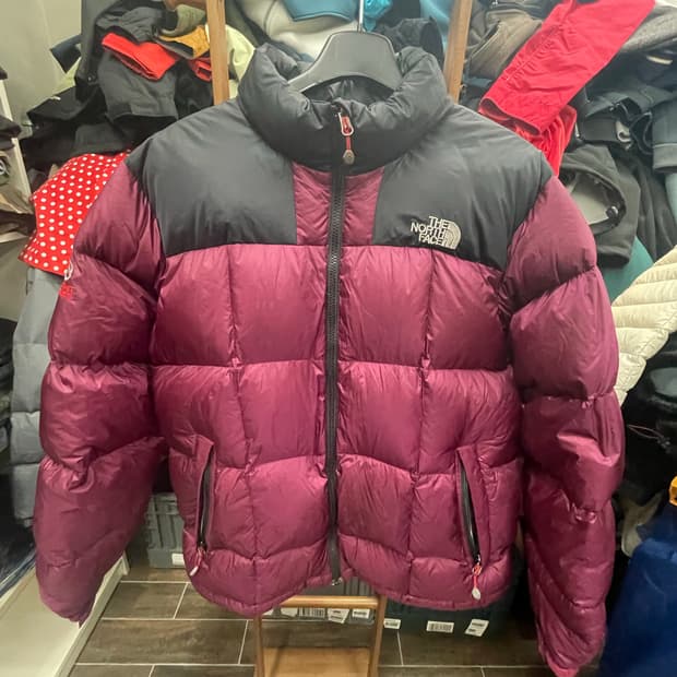 노스페이스 눕시 패딩 버건디 100
