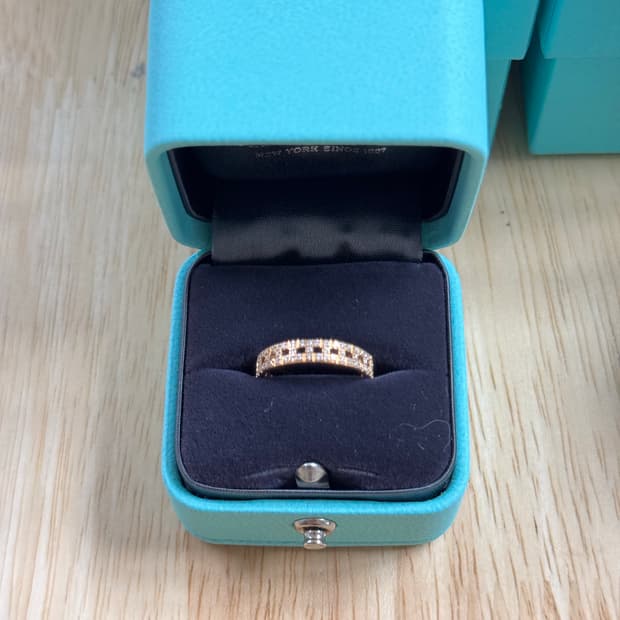 티파니 T 트루 네로우링 로즈골드 파베 다이아