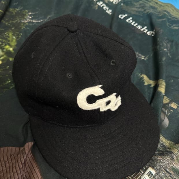 CDG 이벳필드 빈티지 볼캡