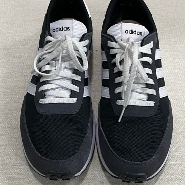 아디다스 런 70‘s 러닝 운동화 255