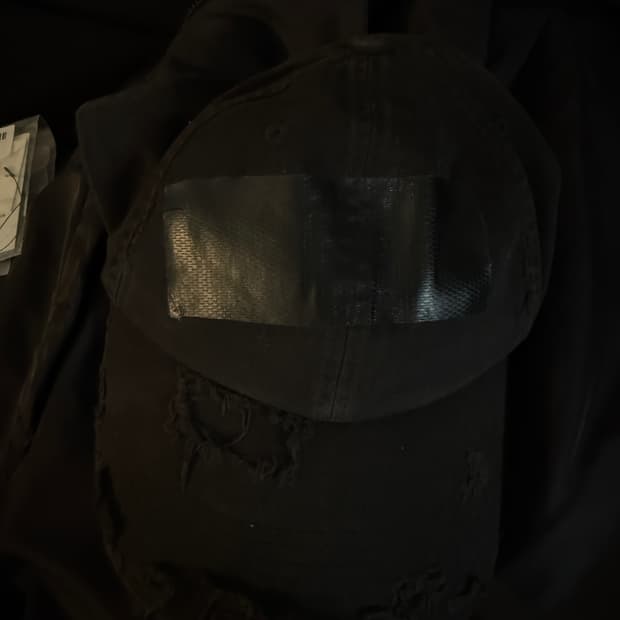 알렉산더디제노바 덕테이프캡