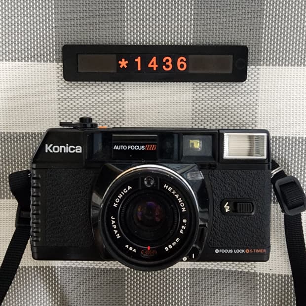코니카 C 35 MF 필름카메라