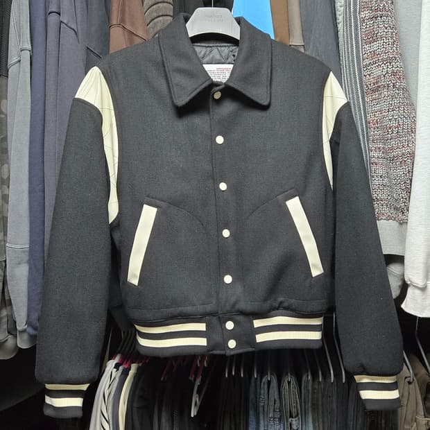 [판매](L)벌스데이수트 스타디움 자켓 - 블랙