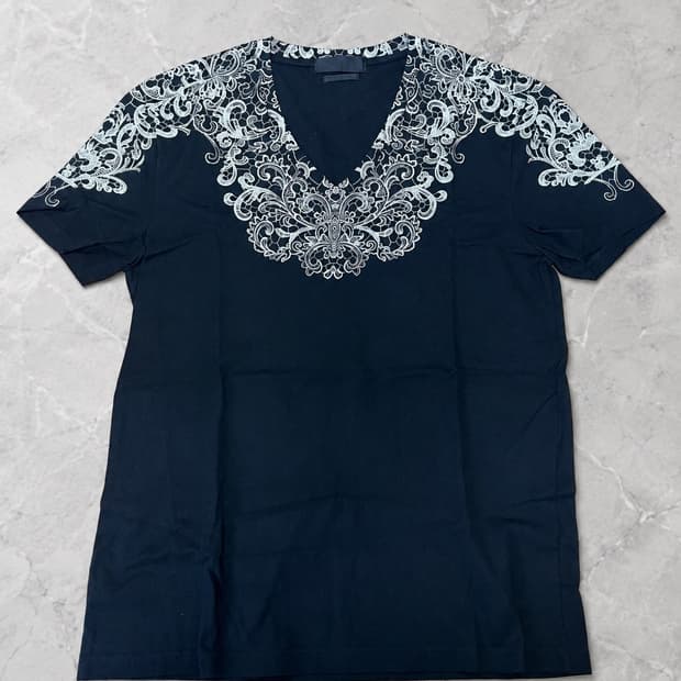 Alexander McQueen Floral V-Neck Ar