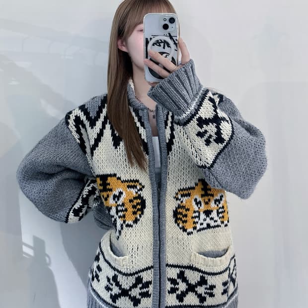 그라니프 타이거 패턴 코위찬 니트집업