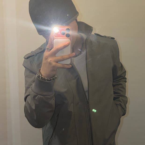 게스 견장 자켓 (국내유일)