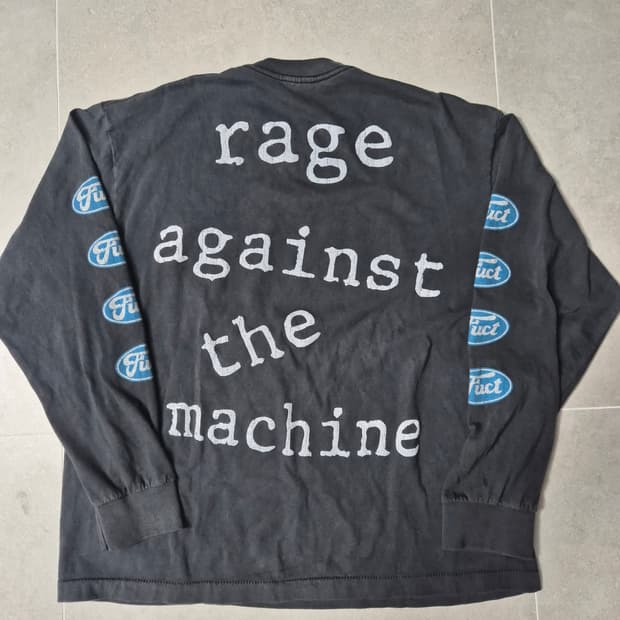 Fuct x Rage against the machine 부틀렉 티셔츠
