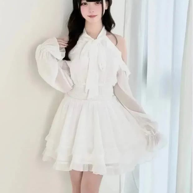 노겐키 버니리스 오프숄더 홀터넥 화이트 원피스 스나계