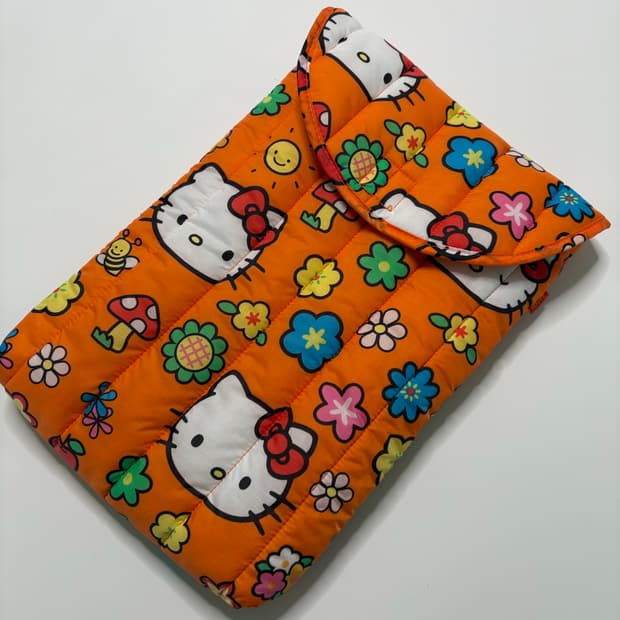 BAGGU 키티 노트북 파우치